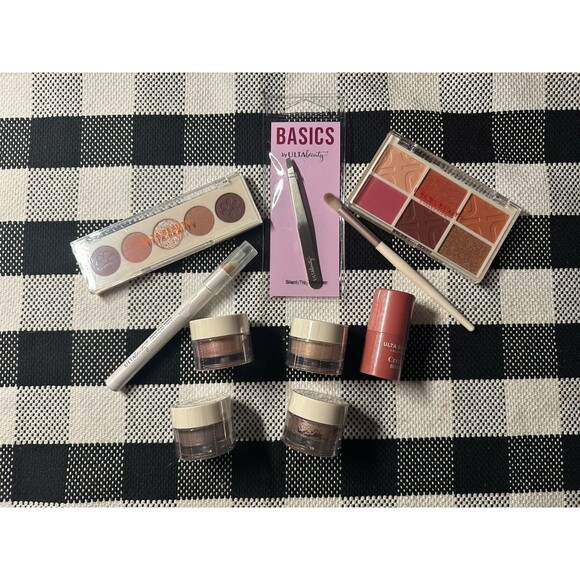 Ulta Beauty 10 Pcs Deluxe Samples Set - Picture 1 of 5